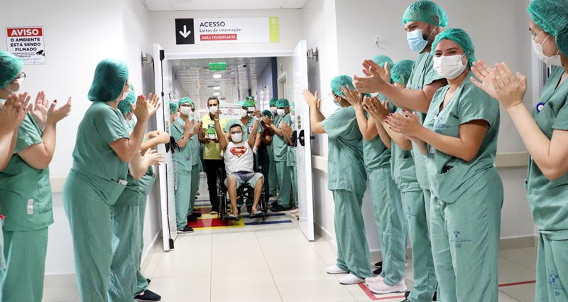 Pacientes recebem enxoval sujo no Hospital Universitário de Cascavel